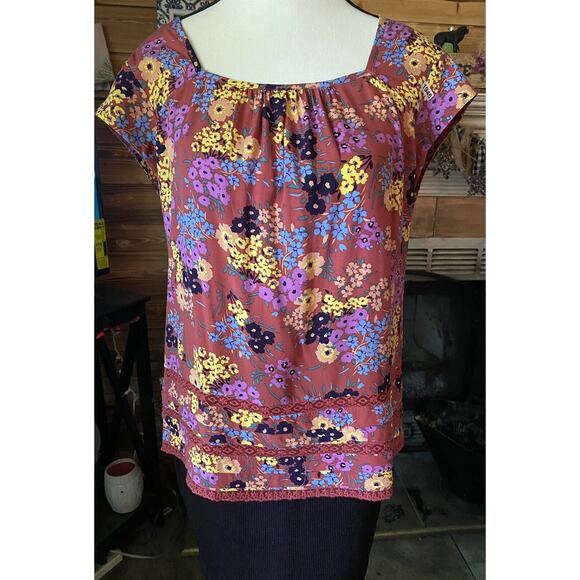 NWT Daniel Rainn Sz Med Floral Embroidered Layered bottom Top - Picture 1 of 11